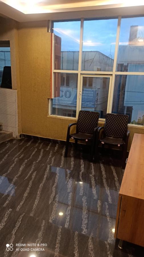 ויסאקפאטנם Hotel E Lodge מראה חיצוני תמונה