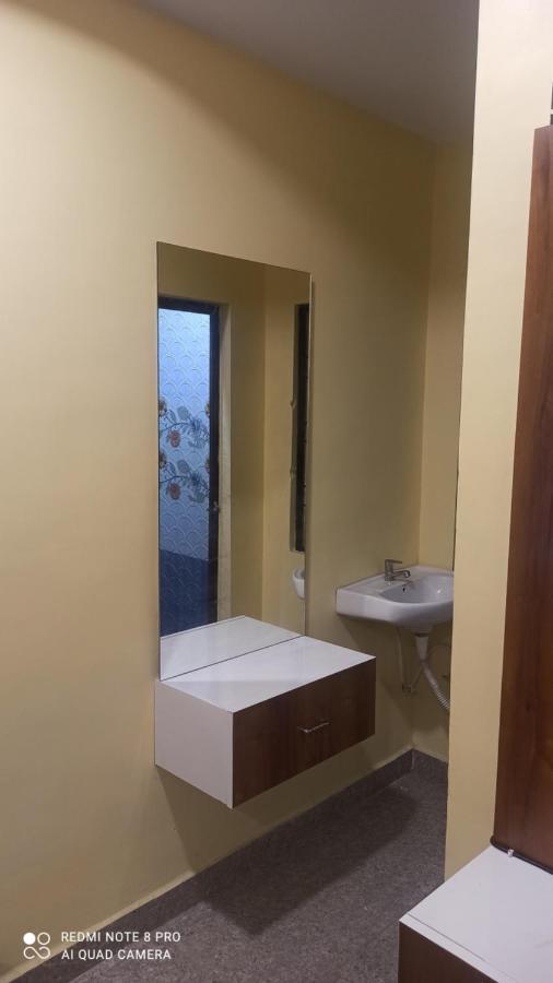 ויסאקפאטנם Hotel E Lodge מראה חיצוני תמונה